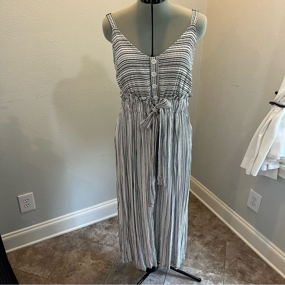 MELLODAY White and Gray Scoop Neck Sleeveless Maxi Dress